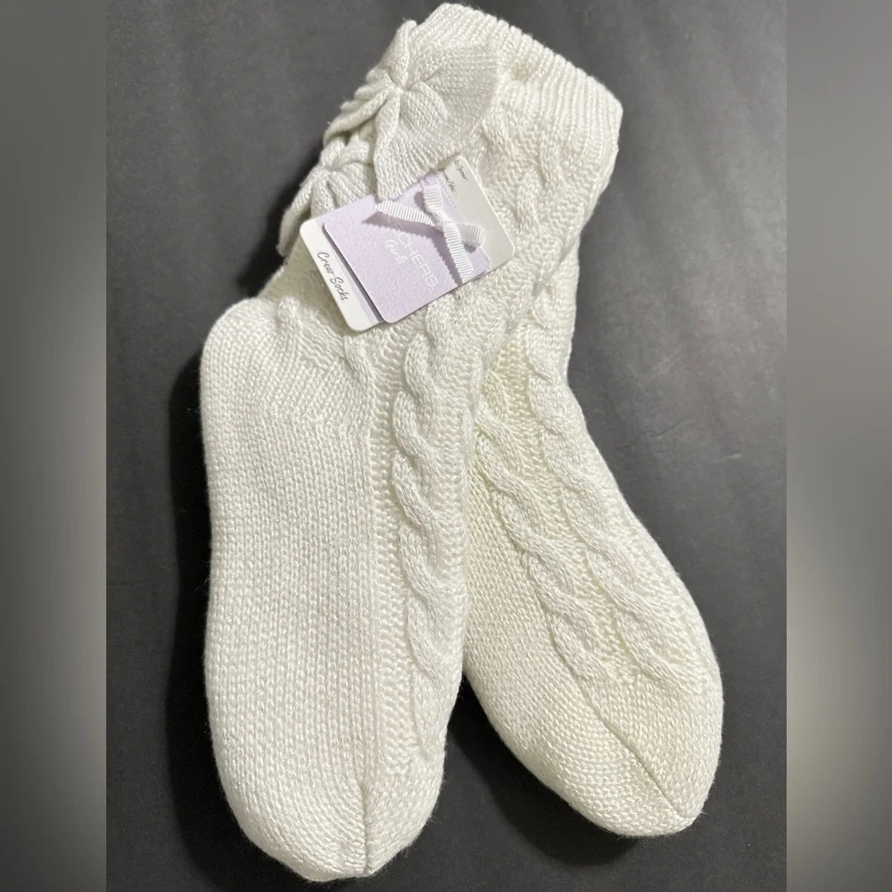 Skechers Girls Beige Fleece Lined Cozy Crew Socks